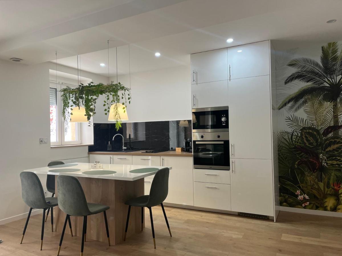 Appartement Luxe Jaune Saint-Etienne (Loire)